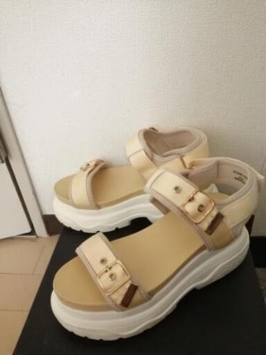 美品　厚底　サンダル　L　24.5