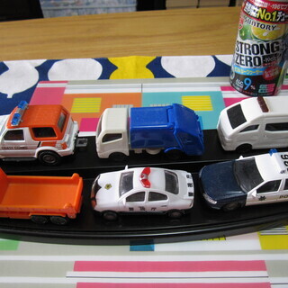 ミニカー 仕事をする車コレクションケース付きの画像