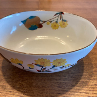 食器３つの画像