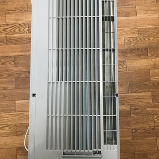 受け渡し予定者決定】使用頻度少 ウインド エアコン（2019年