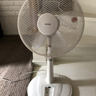 リビング扇風機　2011年製造