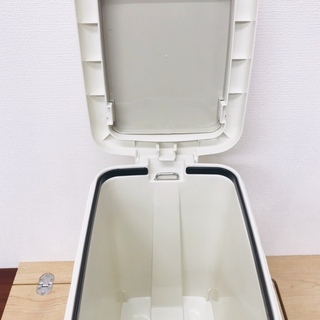 【中古】ゴミ箱 500円の画像
