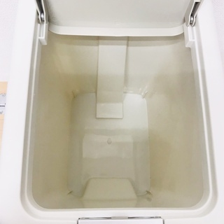 【中古】ゴミ箱 500円の画像