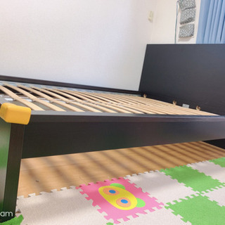 IKEA ダブルマットレス用フレーム