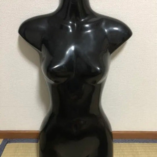ハーフトルソーハンガー　マネキン　レディース　黒