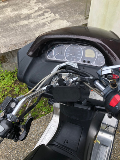 マジェスティ