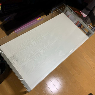 ガラス　テーブルの画像