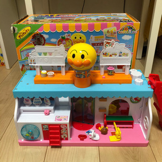アンパンマン　大きなショッピングモール　アンパンマン工場　おままごとの画像