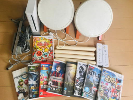 【価格交渉あり】wii本体 ＋ リモコン2つ ＋ 太鼓の達人 達人 ＋ ソフト9本