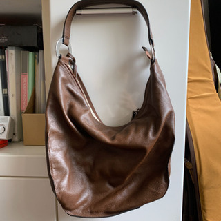 フルラ　牛革バッグ　美品です♪の画像