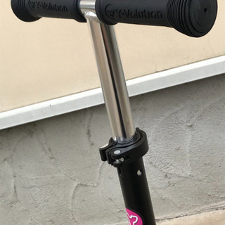 決まりました: 子供用キックスケーター　安定の三輪の画像