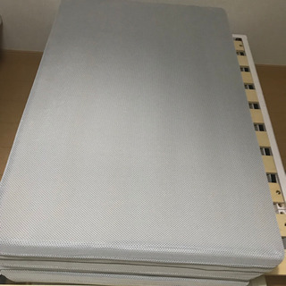 シングルマットレス交渉中