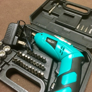 充電式電動ドライバーの画像