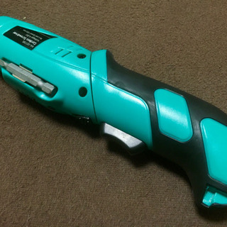 充電式電動ドライバー