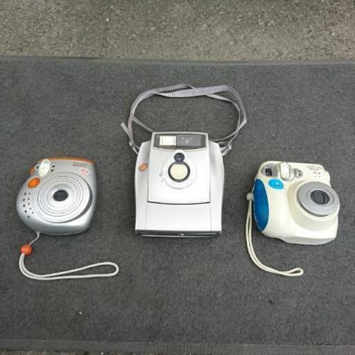 ジャンク扱いで出品‼️インスタントカメラ3台まとめて