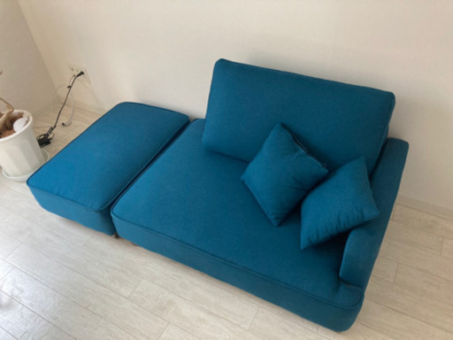 売却済　ソファー　青　(5/20まで　*取りに来られる方のみ)