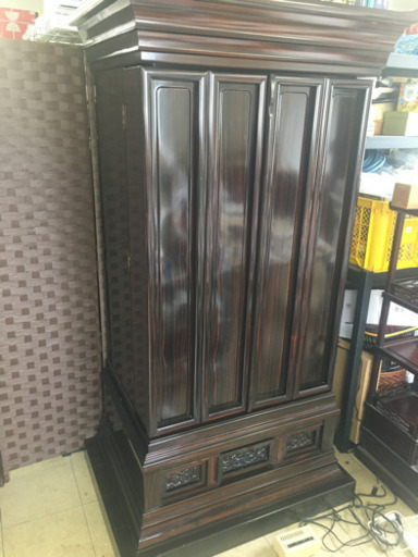 【中古品】黒丹正三方【金箔厨子】金剛堂 創価学会 日蓮正宗 仏壇 仏具 セット 内扉電動開閉式 照明付 兵庫県直接取引