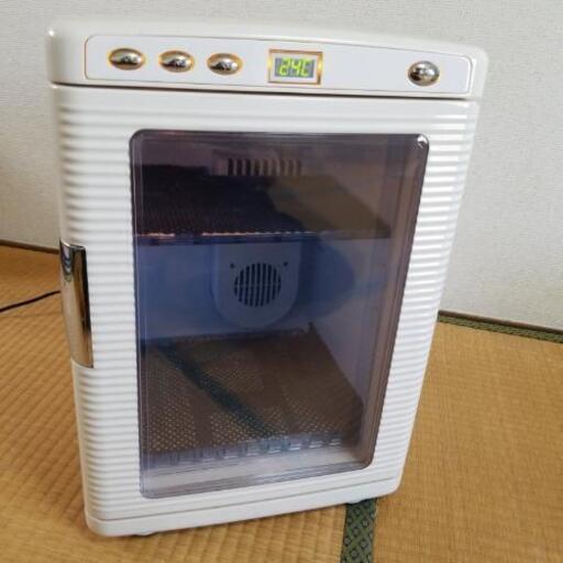 値下げ！車載、自宅兼用！温冷蔵庫！中古。