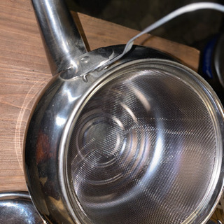 保温ポット（THERMOS）➕やかんの画像