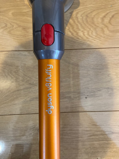 ダイソン　Dyson v8 fluffy