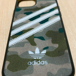 adidas iPhone11proの画像