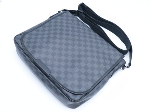 《LOUIS VUITTON/ダミエグラフィット ダニエルMM》ABランク 美品