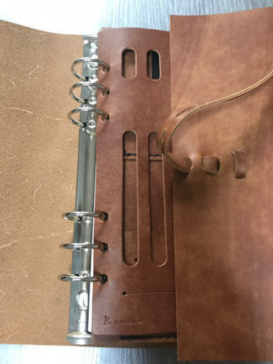 【新品】本革製ダイアリー KAKURA