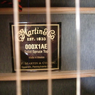 MARTIN　000X1AE　ﾏｰﾃｨﾝ純正ハードケース付き　綺麗なギターですの画像