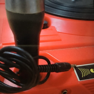 レトロなレコードプレーヤーの画像