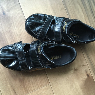 asicsスパイクシューズ
