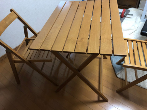 テーブル、イス×2