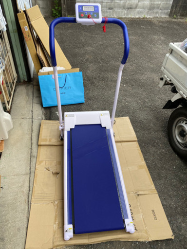 奈良発 購入半年 2019年 コンパクト 電動ウォーカー 〜10km