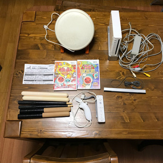 Wiiとタタコンとソフト2本のセット（値下げしました）