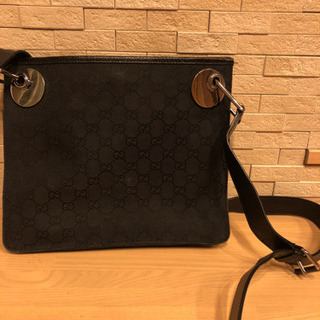 GUCCI ショルダーバッグ　メンズ　ウィメンズ  ユニセックス