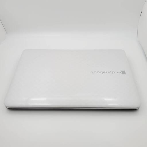 東芝 Corei7 メモリ8GB SSD250GB ノートパソコン  ホワイト