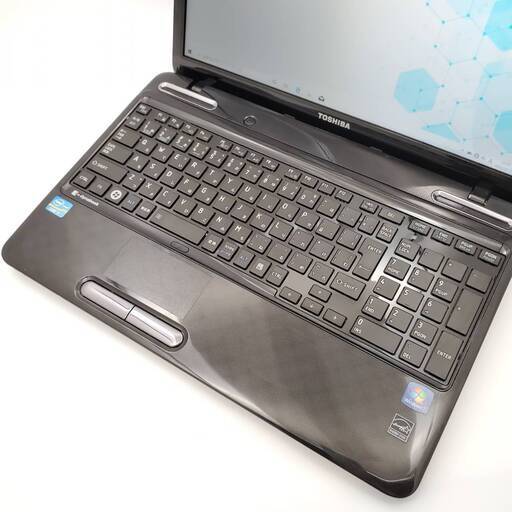 東芝 Corei7  メモリ4GB  SSD128GB ノートパソコン