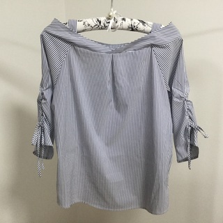 RAY CASSINのトップス