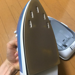 アイロン譲ります！