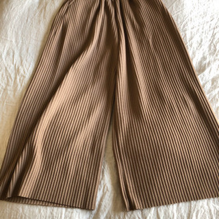 決まりました！　ゆったりサラサラパンツ　2色の2枚　これからの季節に　Lサイズ　裾切れますの画像