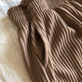 決まりました！　ゆったりサラサラパンツ　2色の2枚　これからの季節に　Lサイズ　裾切れますの画像