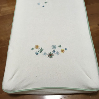 IKEA ベビーケアマットの画像