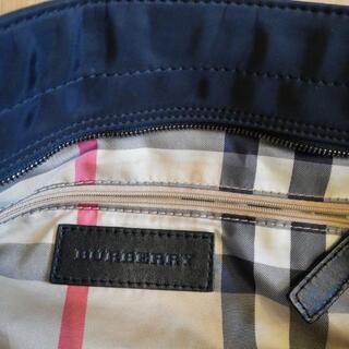 トートバッグ　バーバリーの画像