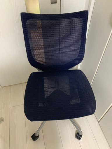 オカムラ　バロンチェア