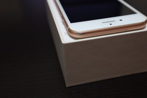 (取引き中)値下げ　iPhone8 256G(ゴールド)