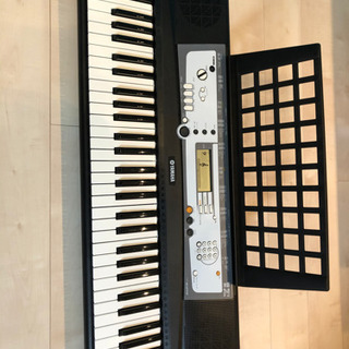 YAMAHA psr-E213 61鍵