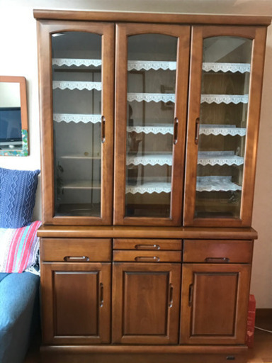 【お値下げしました‼️】ウォールナット素材　食器棚