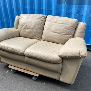 Italsofa イタルソファ ソファ 2シーター 本革 ベージュ 高級 中古品の画像