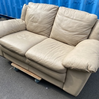 Italsofa イタルソファ ソファ 2シーター 本革 ベージュ 高級 中古品の画像