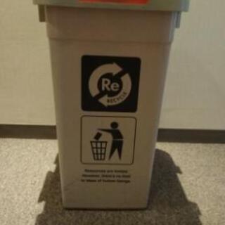 コロナ対策に！マスク回収専用箱など？ リサイクル♻️ボックス(ゴミ箱)