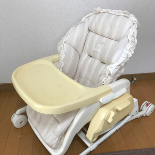 コンビ　ベビーチェア　ハイローラックの画像